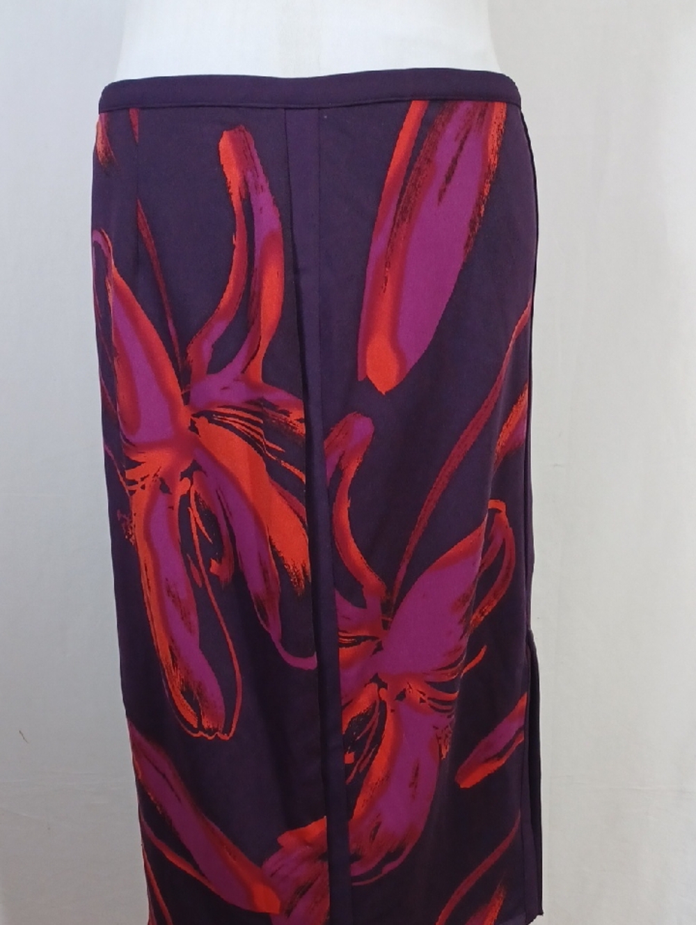 Worthington Purple Tank Top with Matching Skirt Subtle Red Accent NWT - Picture 9 of 15